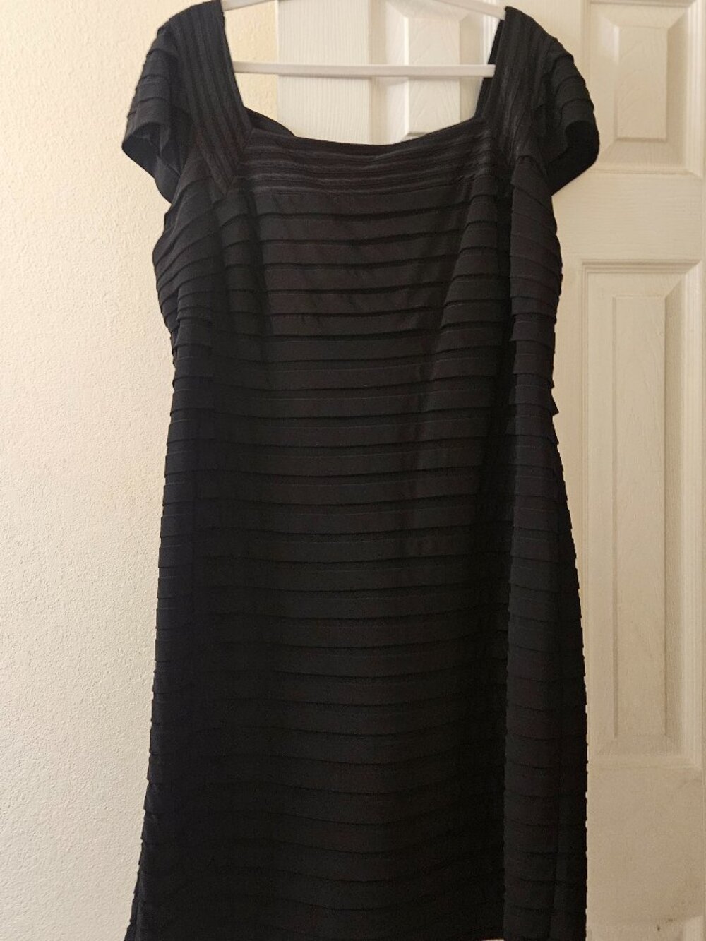 Adrianna Papell black ruched midi stretchy bodycon cocktail party dress 22